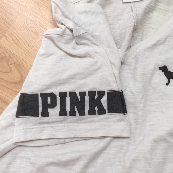 Lot of 2 Medium Tees - Picture 4 of 6